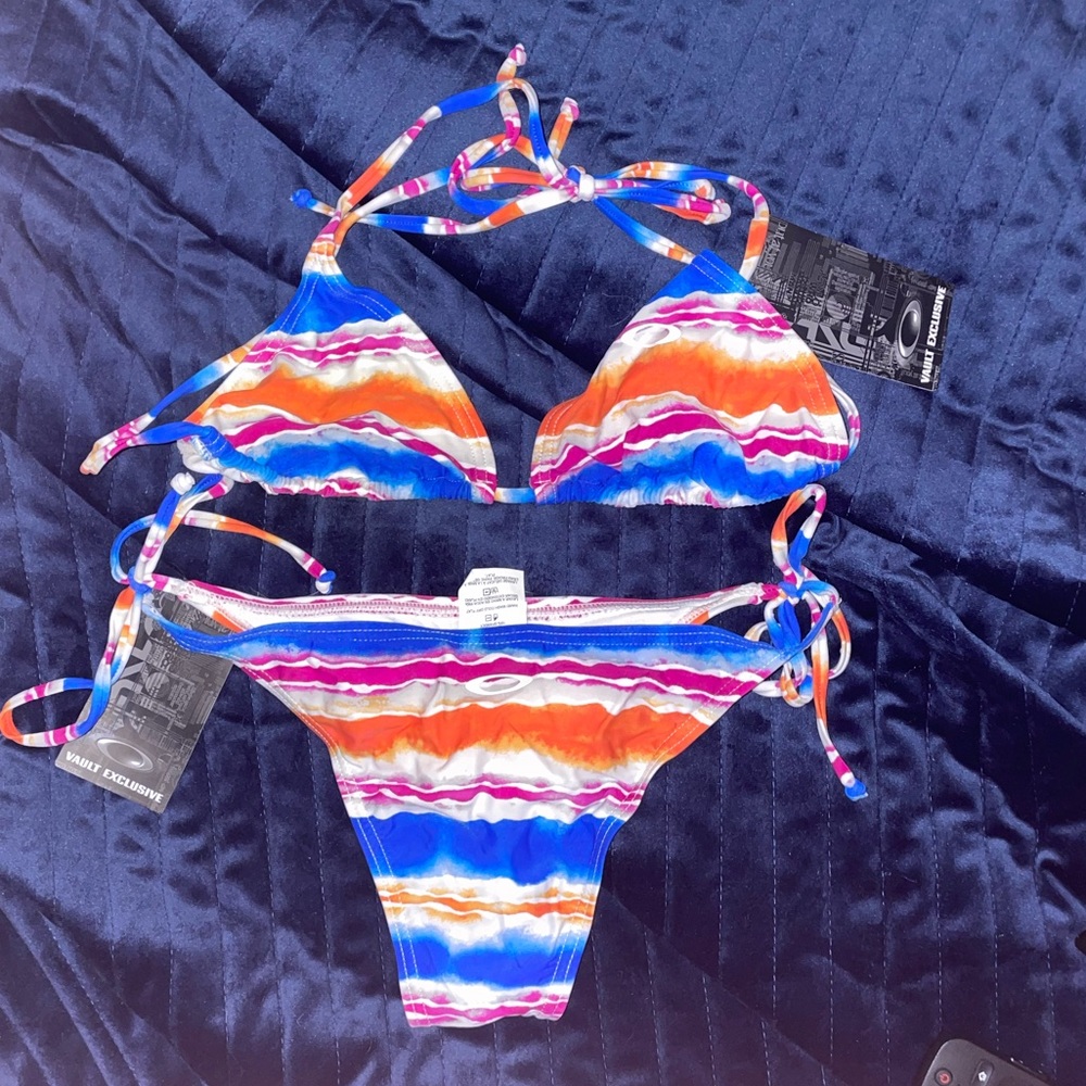 Nwt Oakley bikini